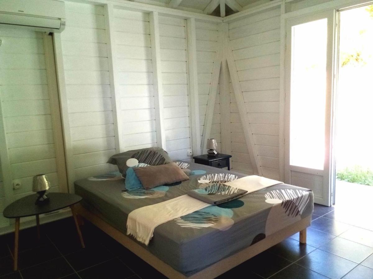 Villa CANA - Appartement 2 chambres avec SPA privatif Terre-De-Haut Extérieur photo