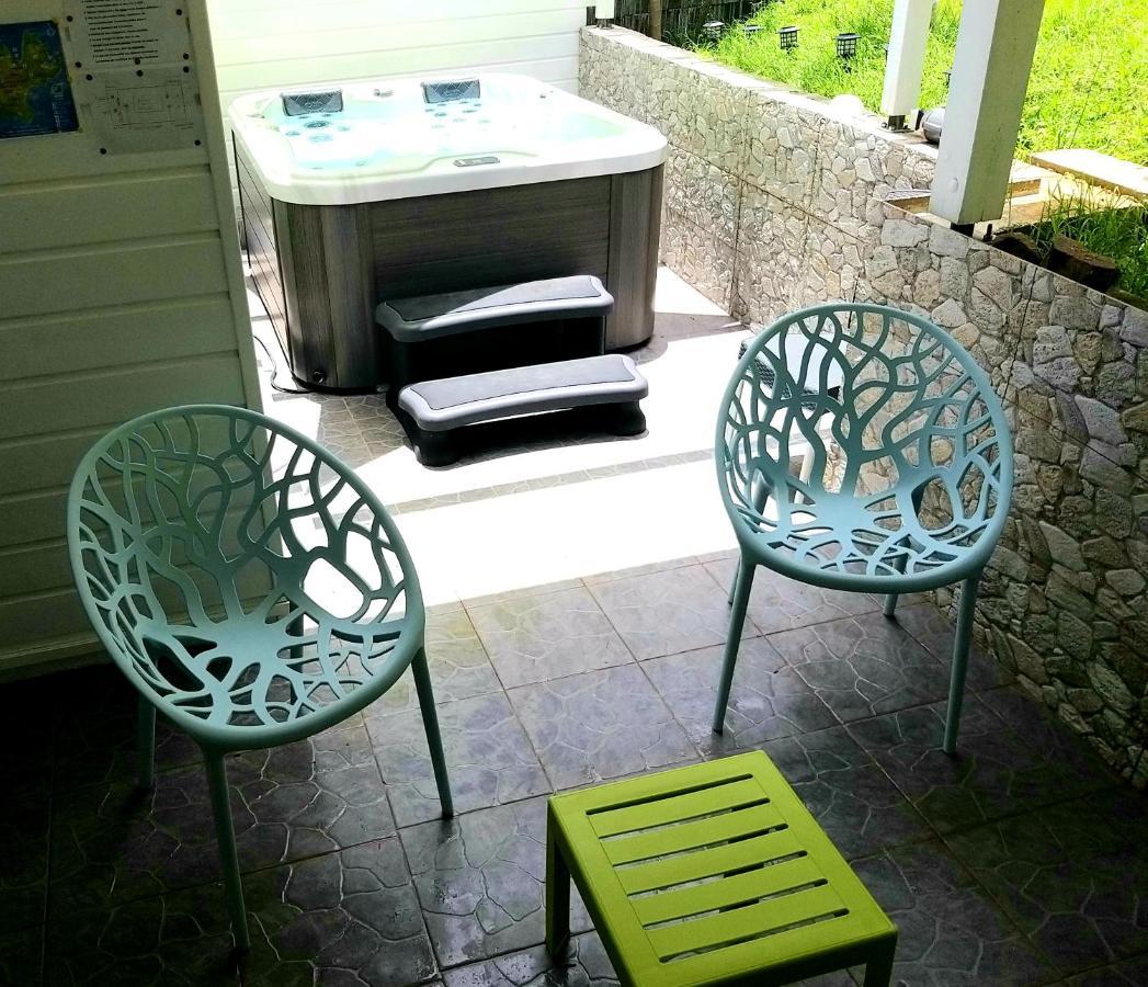 Villa CANA - Appartement 2 chambres avec SPA privatif Terre-De-Haut Extérieur photo