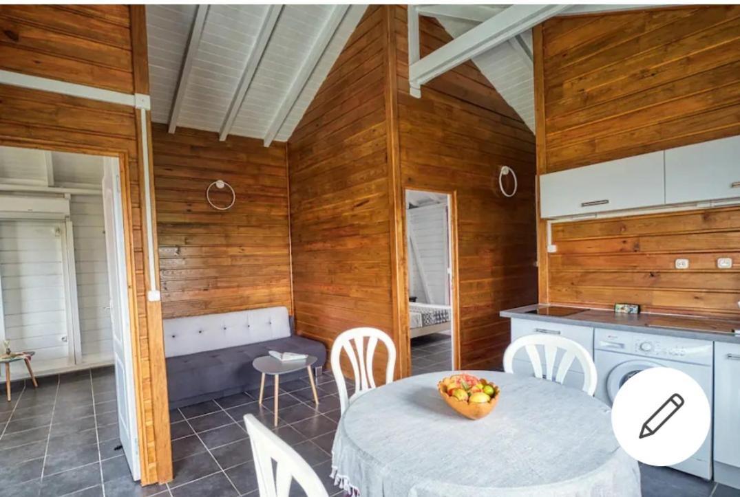 Villa CANA - Appartement 2 chambres avec SPA privatif Terre-De-Haut Extérieur photo